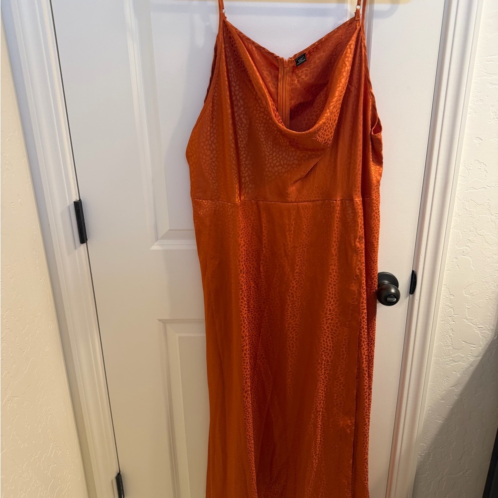 SHEIN Curve burnt Orange Satin-Texture Maxi Dress
